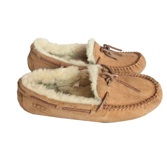 UGG Shoes - Sale! Authentic UGG leather slipper shoes